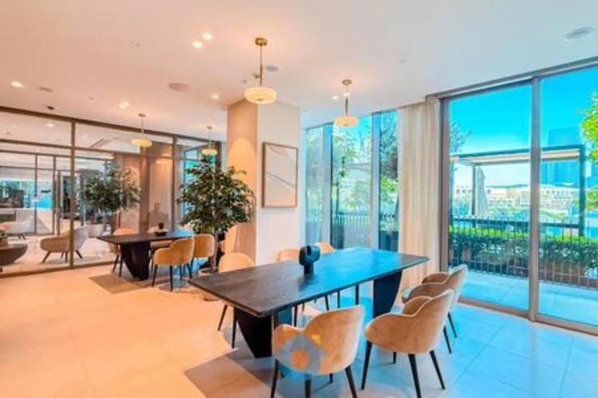Apartment 5601Gr Elegant Two Bedroom Home In Downtown Dubai