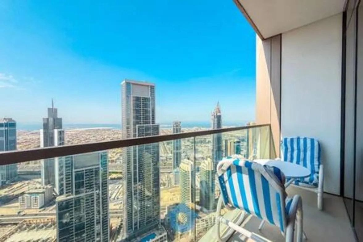 5601Gr Elegant Two Bedroom Home In Downtown Dubai